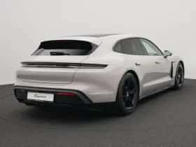 Porsche Taycan (0) thumbnail 5