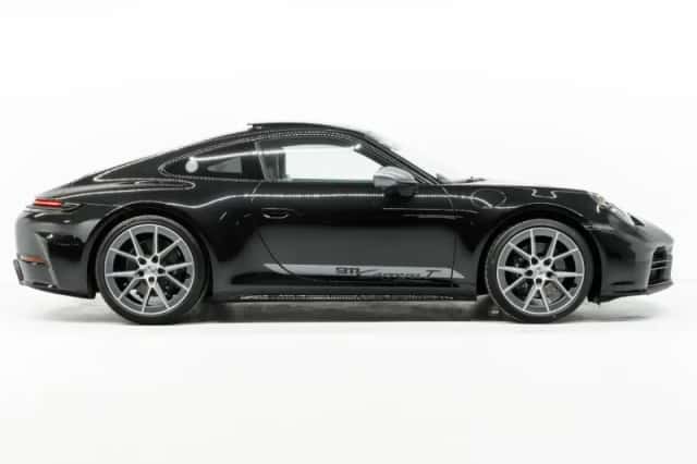 Porsche 911 (2026) thumbnail 6