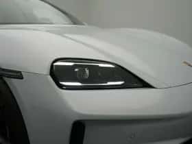 Porsche Taycan (2026) thumbnail 13