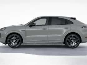 Porsche Cayenne (0) thumbnail 2
