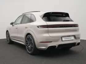 Porsche Cayenne (0) thumbnail 3
