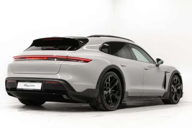 Porsche Taycan (2025) thumbnail 5