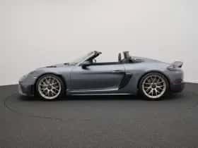 Porsche 718 (0) thumbnail 2