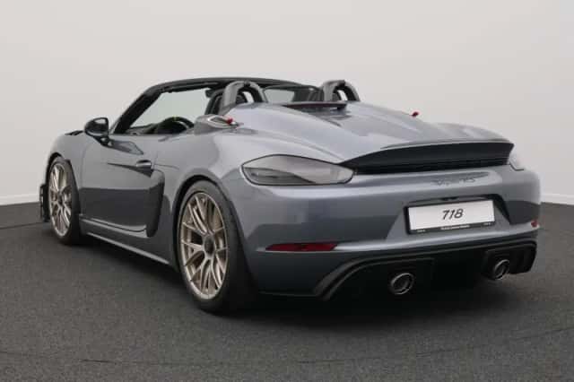 Porsche 718 (2026) thumbnail 3