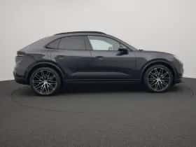 Porsche Macan (0) thumbnail 6