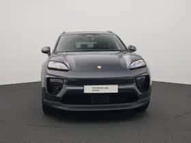 Porsche Macan (0) thumbnail 8