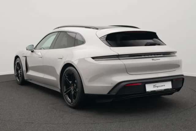Porsche Taycan (2026) thumbnail 3