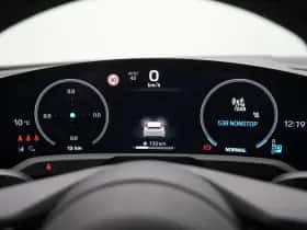 Porsche Taycan (0) thumbnail 26