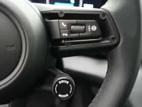 Porsche Taycan (0) thumbnail 32