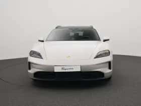 Porsche Taycan (0) thumbnail 8