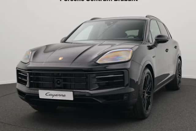 Porsche Cayenne (2026) thumbnail 1