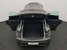 Porsche Macan (0) thumbnail 12