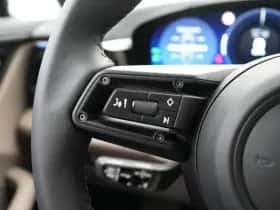 Porsche Macan (0) thumbnail 34