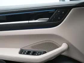 Porsche Macan (0) thumbnail 37