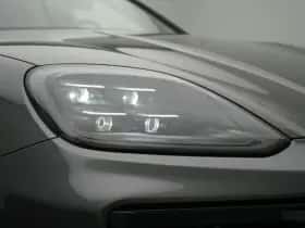 Porsche Cayenne (0) thumbnail 13