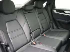 Porsche Cayenne (0) thumbnail 25