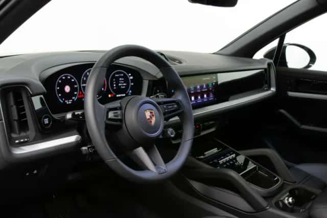 Porsche Cayenne (2026) thumbnail 4