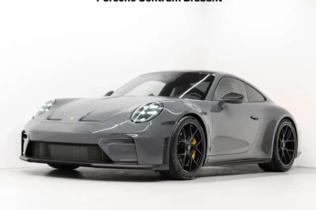 Porsche 911 (2026) thumbnail 1