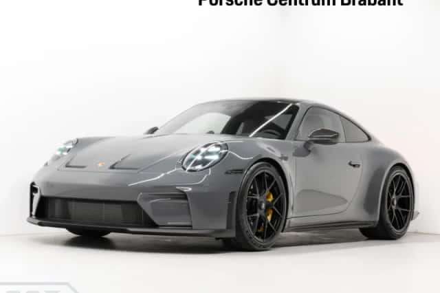 Porsche 911 (2026) thumbnail 1