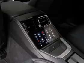 Porsche Panamera (0) thumbnail 25