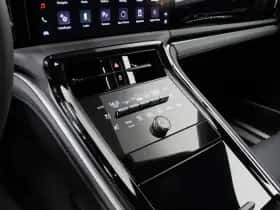 Porsche Panamera (0) thumbnail 26