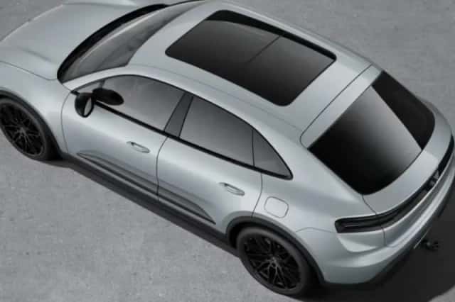 Porsche Macan (2025) thumbnail 4