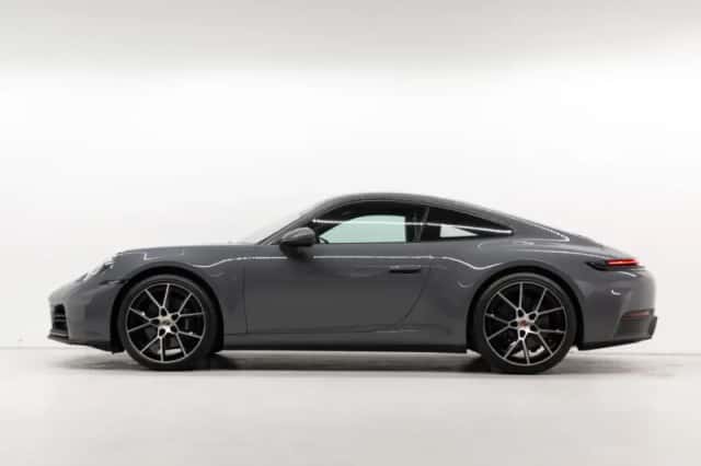 Porsche 911 (2026) thumbnail 2