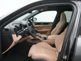Porsche Cayenne (0) thumbnail 18