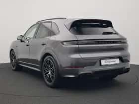 Porsche Cayenne (0) thumbnail 3