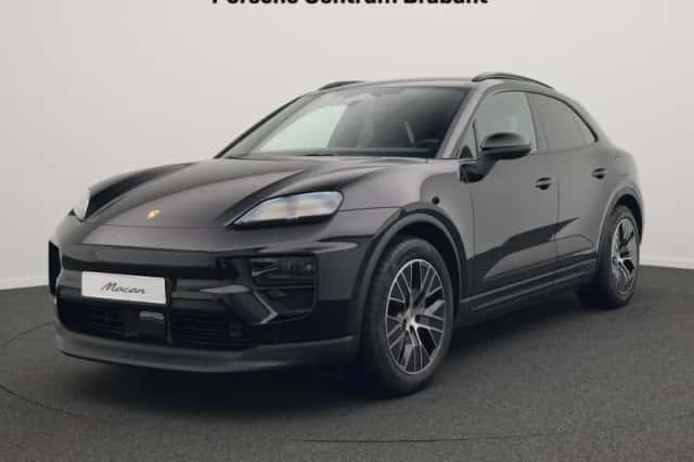Porsche Macan (2026) thumbnail 1
