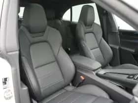 Porsche Macan (2026) thumbnail 22