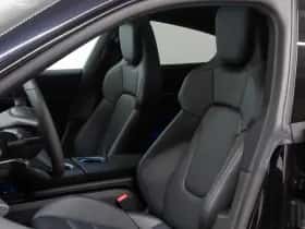 Porsche Taycan (0) thumbnail 17