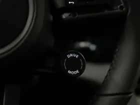 Porsche Taycan (0) thumbnail 25