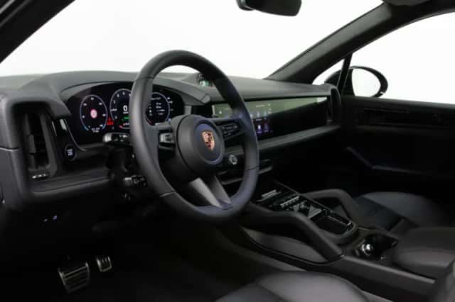 Porsche Cayenne (2026) thumbnail 4