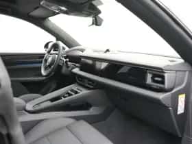 Porsche Macan (0) thumbnail 20