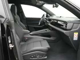 Porsche Macan (0) thumbnail 21