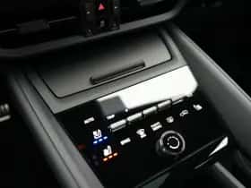 Porsche Macan (0) thumbnail 29
