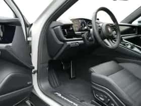 Porsche Panamera (2026) thumbnail 17