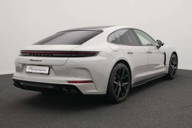 Porsche Panamera (2026) thumbnail 5