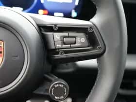 Porsche Macan (0) thumbnail 35