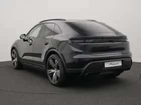 Porsche Macan (0) thumbnail 3