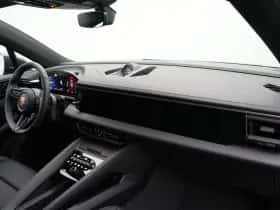 Porsche Macan (0) thumbnail 21