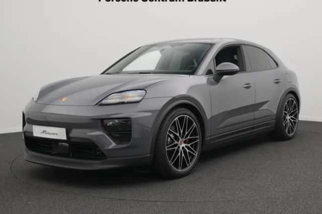 Porsche Macan (2026) thumbnail 1