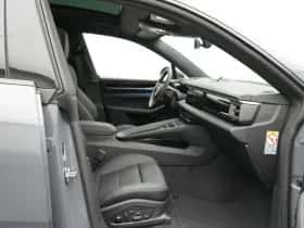 Porsche Macan (0) thumbnail 21