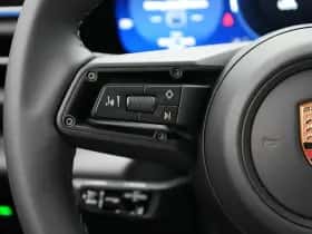 Porsche Macan (0) thumbnail 33