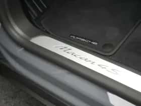 Porsche Macan (0) thumbnail 37