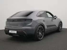 Porsche Macan (0) thumbnail 5