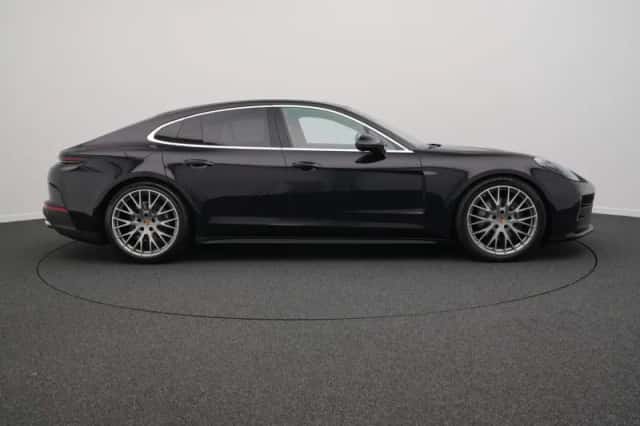 Porsche Panamera (2025) thumbnail 6