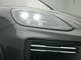 Porsche Cayenne (0) thumbnail 13