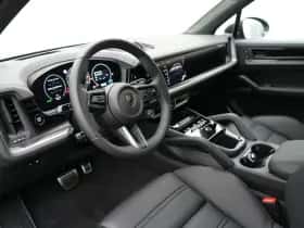 Porsche Cayenne (0) thumbnail 18